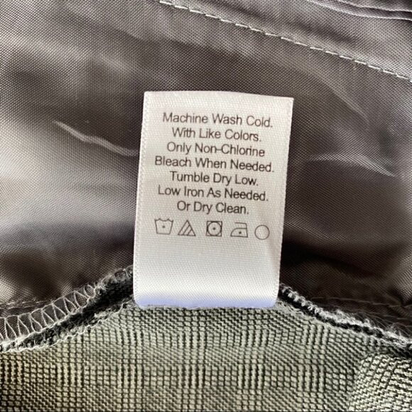 Coldwater Creek Natural Fit pants  with stretch - Picture 12 of 12